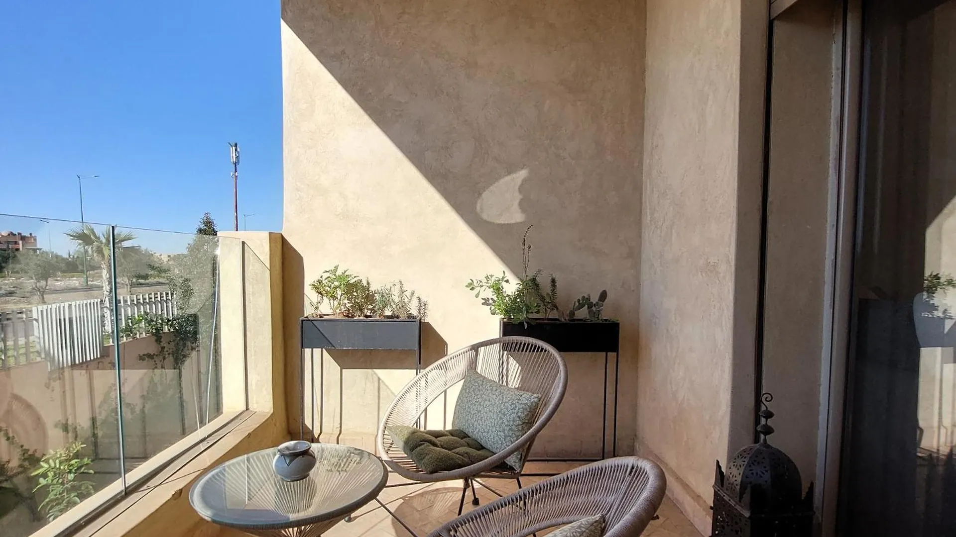 Appartement En Residence Avec Piscine Марракеш